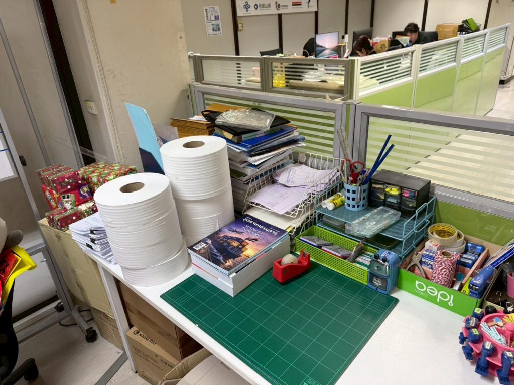 "รวมใจ กง.กสอ. ขับเคลื่อน 5 ส" พัฒนาพื้นที่ สร้างบรรยายกาศที่ดีในที่ทำงาน